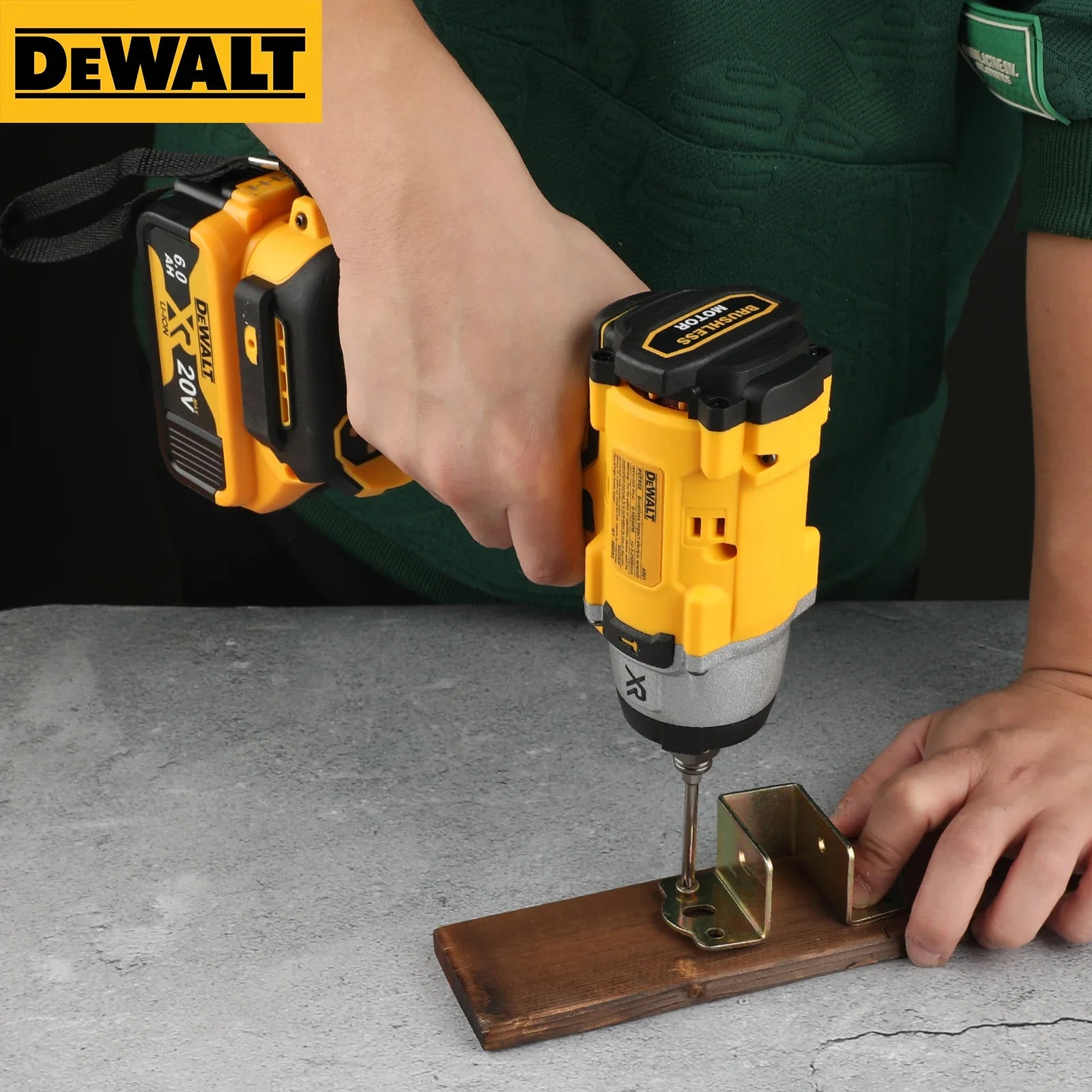 DEWALT DCF922 ATOMIC 20V MAX 1/2 in Cordless Impact Variable - speed Electric Wrench with Detent Pin Anvil