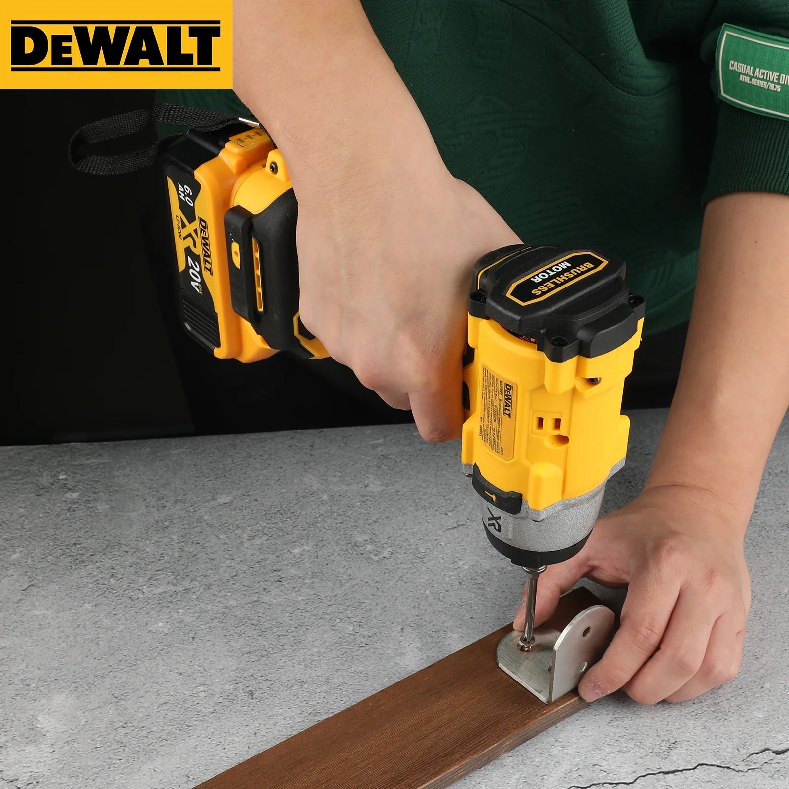 DEWALT DCF922 ATOMIC 20V MAX 1/2 in Cordless Impact Variable - speed Electric Wrench with Detent Pin Anvil